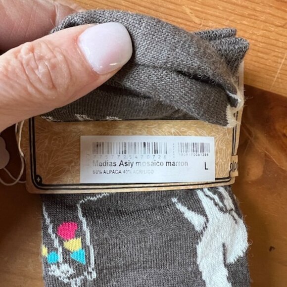 MUJU Alpaca dress socks sold in pairs - Picture 2 of 2